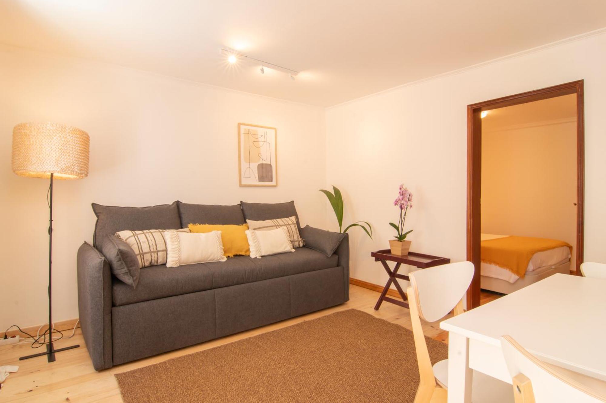 Charming & Peaceful Family Flat Lägenhet Lisboa Exteriör bild