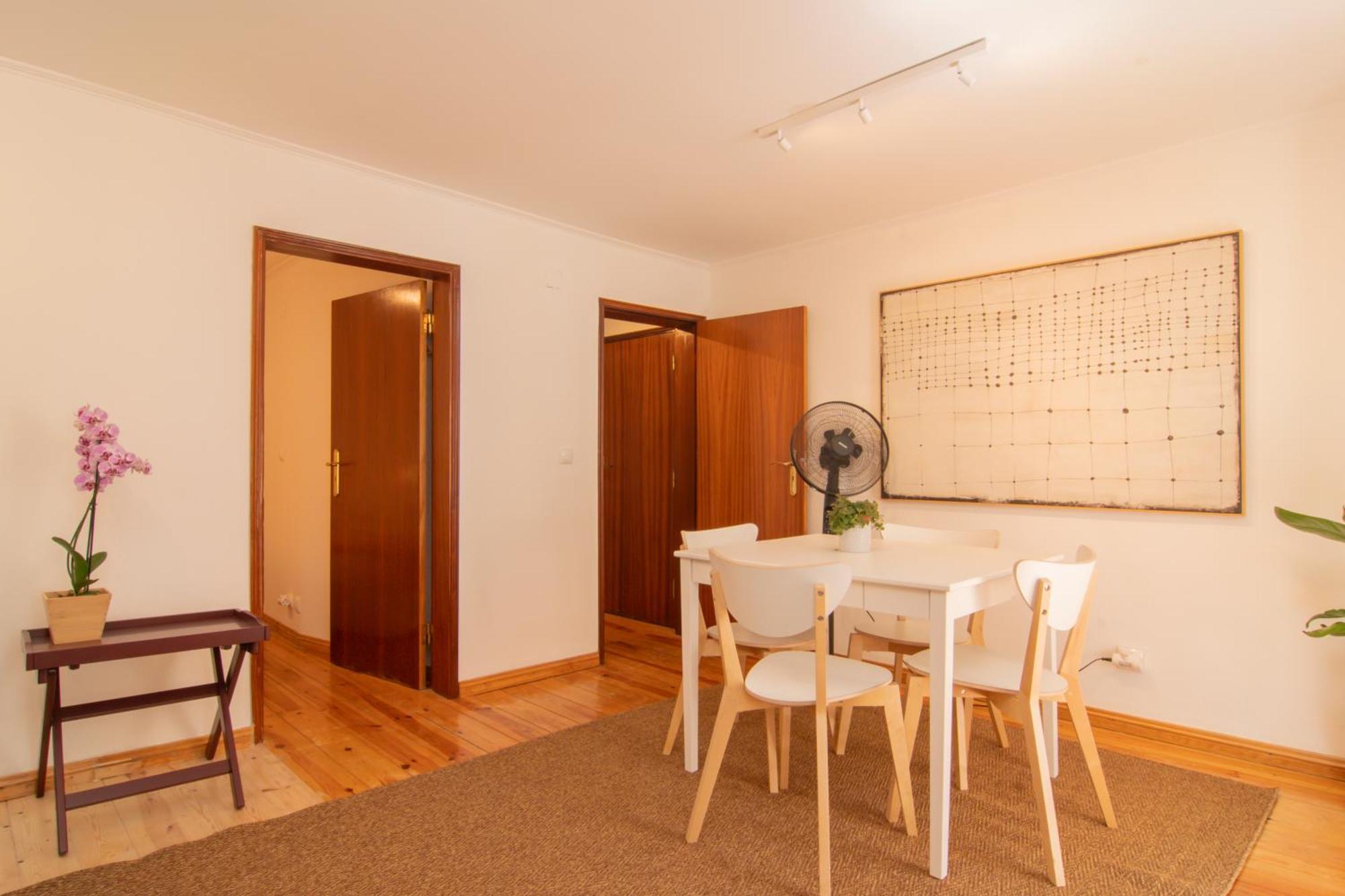 Charming & Peaceful Family Flat Lägenhet Lisboa Exteriör bild